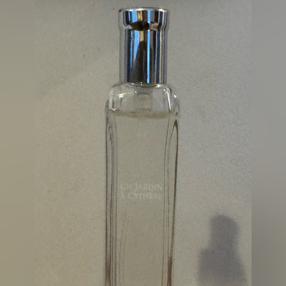 Un Jardin à Cythère Eau de Toilette - White - Picture 4 of 6